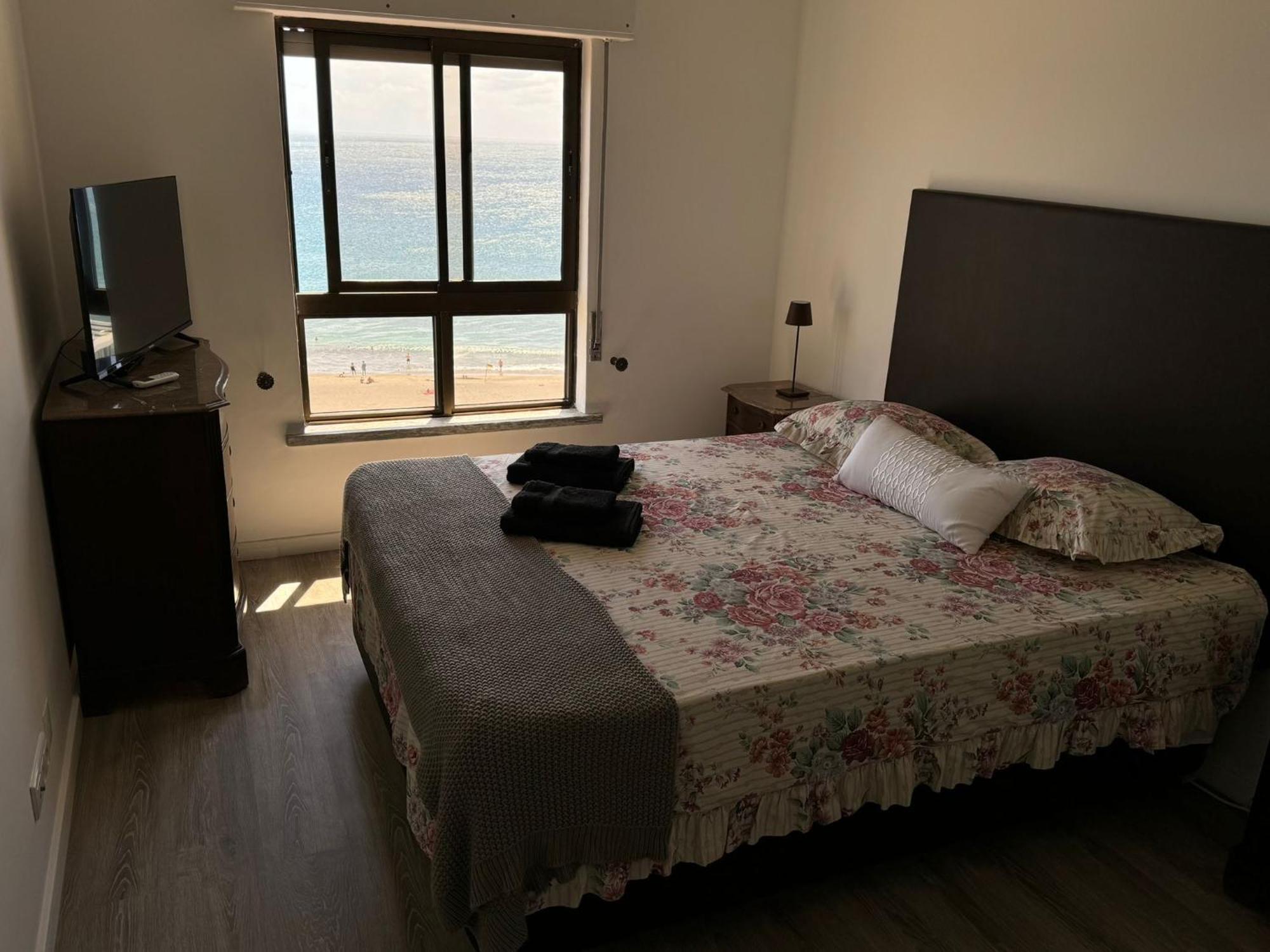 Beachfront Amazing Location - 19Th Hole Ponta Delgada  Luaran gambar